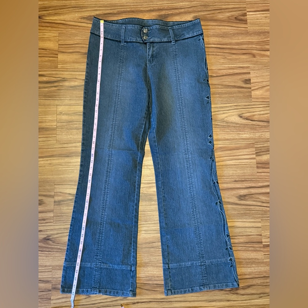 X-Mail Dark Wash Straight Leg Jeans – Left-Leg Embroidery – Back Hem Slits